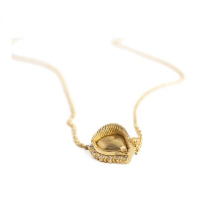 Eye symbol necklace in 14kt gold with diamonds